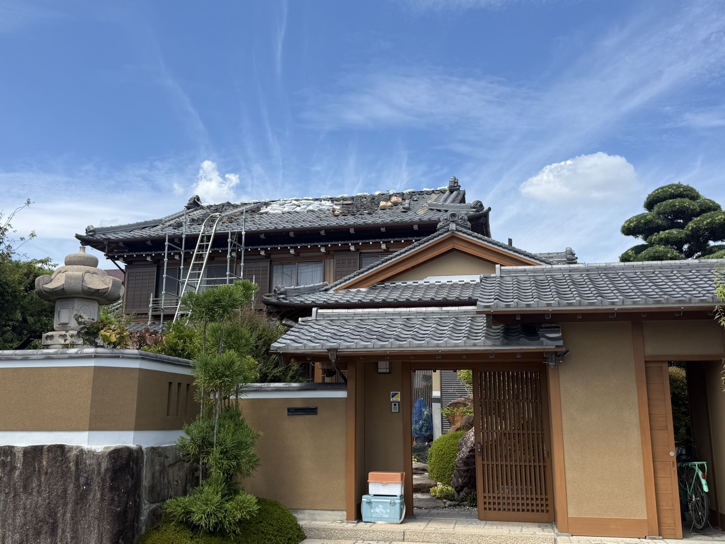 施工中